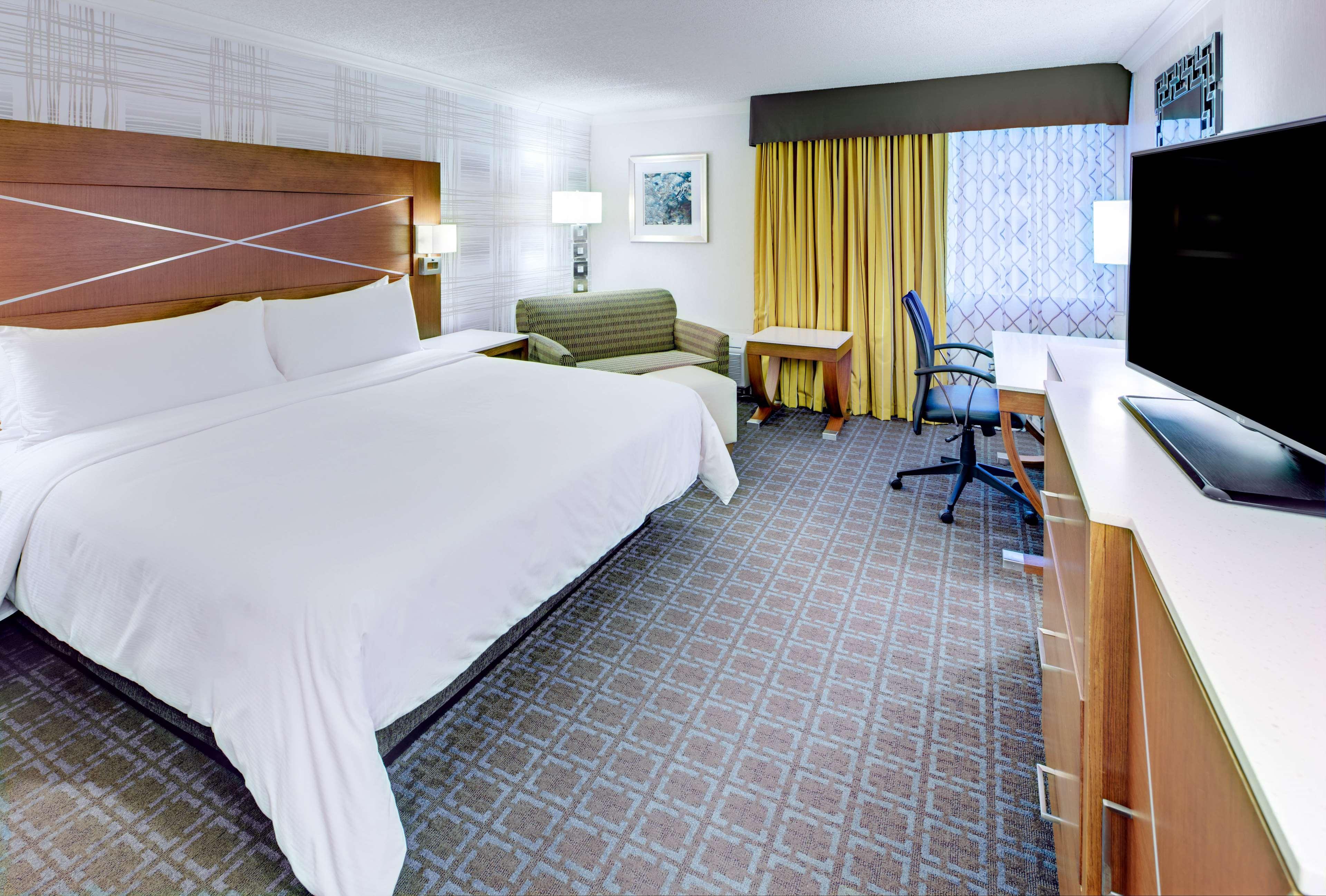 Doubletree By Hilton Madison Downtown Hotel Eksteriør billede