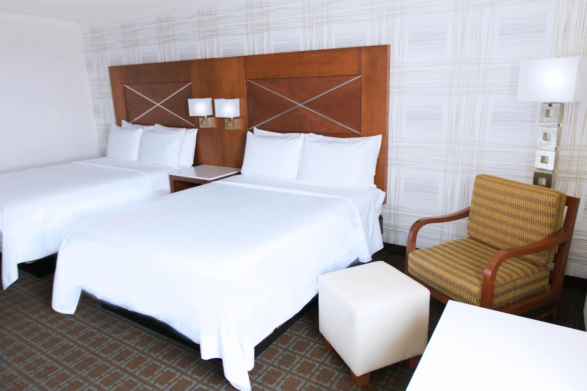 Doubletree By Hilton Madison Downtown Hotel Værelse billede